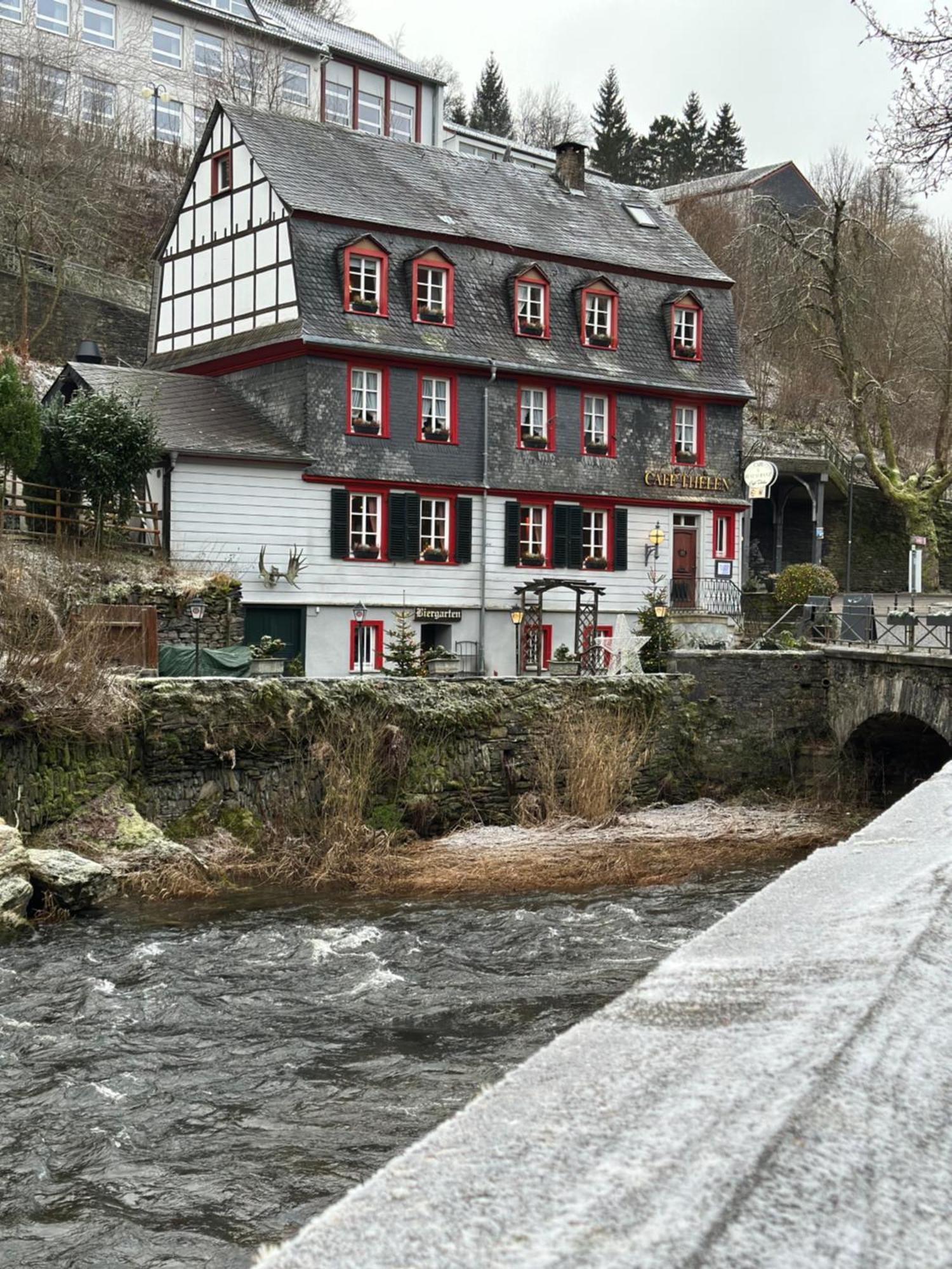 Villa Burgau, C&H Monschau Exteriör bild